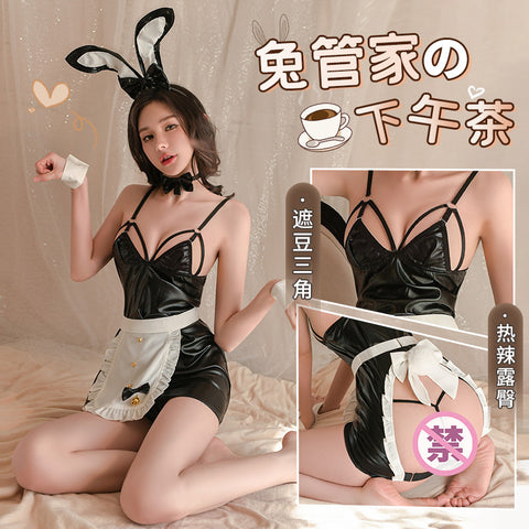 漆皮分杯露胸兔管家 6313